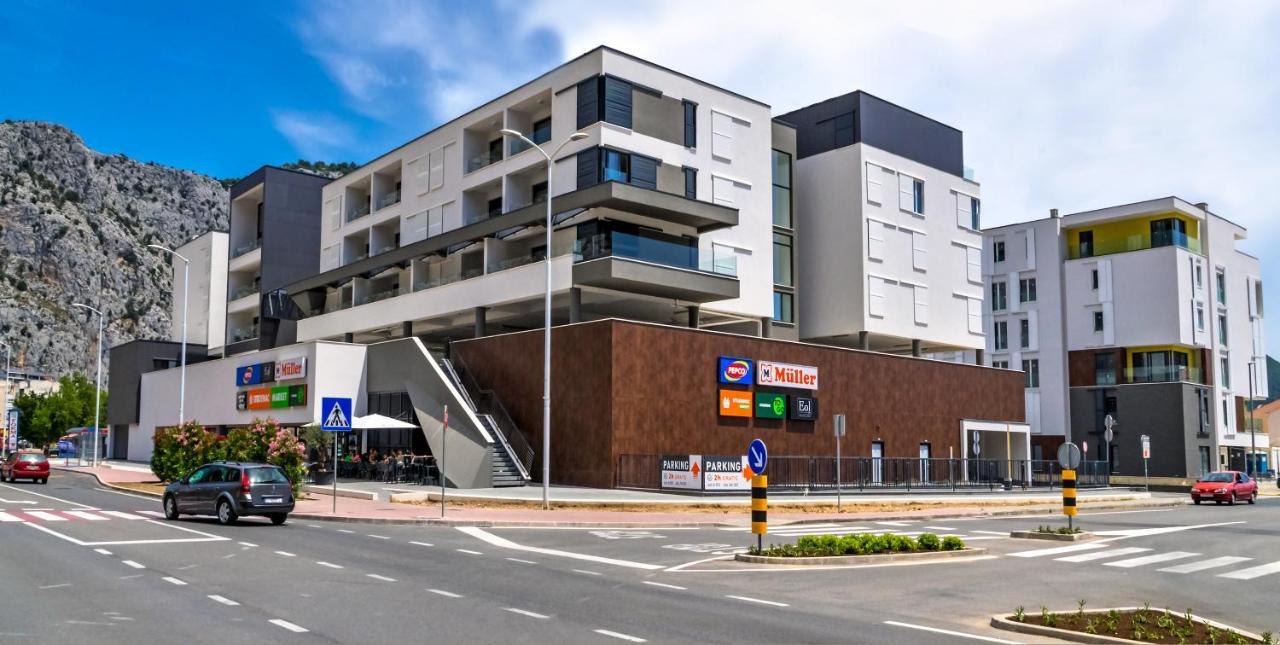 Rivus Apartments Omiš Exterior foto